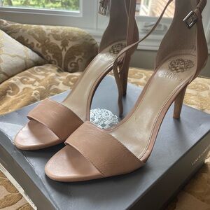 Vince Camuto Nude Heels 10.5